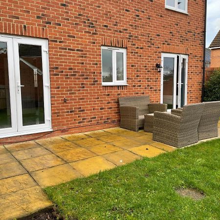 Stunning Large Detached Gloucester, 4 Beds, 3 Bedroom, 2 Bathroom Property, Nr Chelt, The Docks And Quays Sleeps 6 Екстер'єр фото